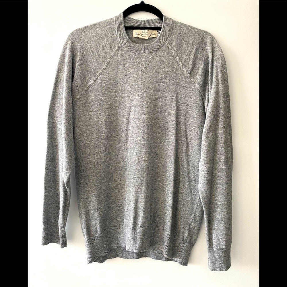 H&M GREY CREW SWEATER